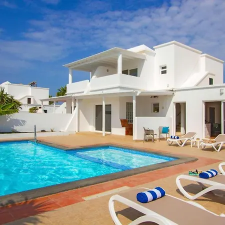 Quintus Villa *